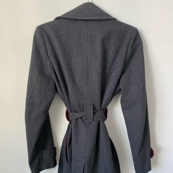 La Nouvelle Renaissance Grey Hoodless Peacoat - Picture 4 of 6